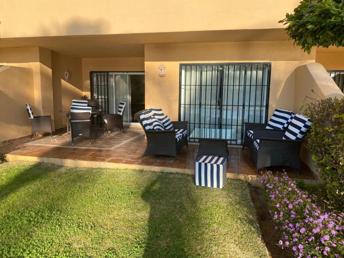 Lovely 2-bed In Elviria Nr